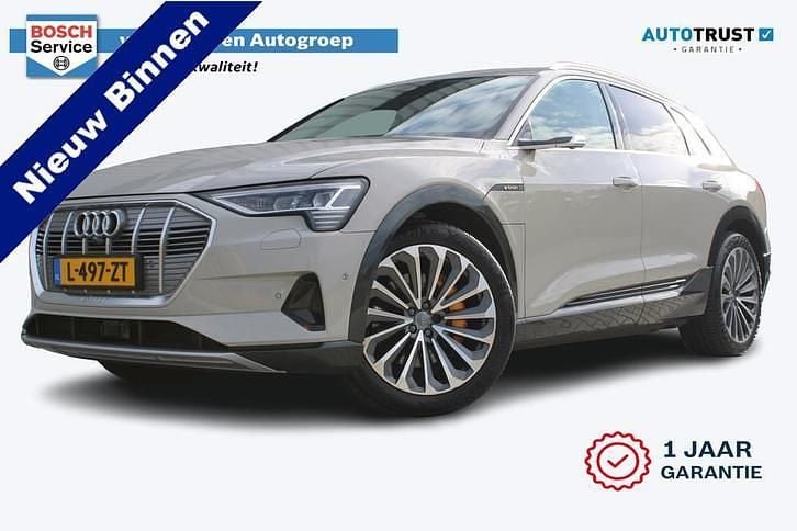 Wit Gebruikt 2018 Audi e-tron Design SUV | € 25.950 (Eerlijke prijs) - Afbeelding 1/4