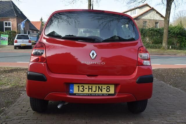 Occasion Renault Twingo Authentique 59 PK (43 kW) 2008 Rood Hatchback