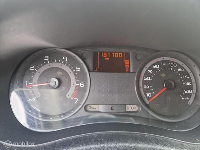 Occasion Renault Clio II Business 75 PK (55 kW) 2007 Zwart Hatchback