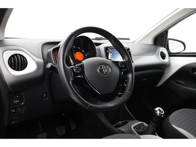 Occasion Toyota Aygo 72 PK (52 kW) 2019 Wit Hatchback