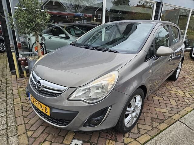 Bruin Gebruikt 2011 Opel Corsa Edition Hatchback | € 3.750 (Eerlijke prijs) - Afbeelding 1/4