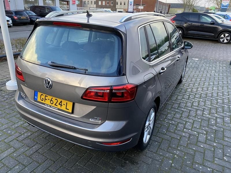 Occasion VW Golf Sportsvan Highline 125 PK (91 kW) 2015 Grijs MPV
