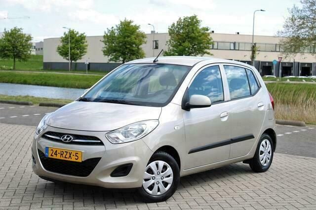 Beige Gebruikt 2011 Hyundai i10 Hatchback | € 4.499 (Eerlijke prijs) - Afbeelding 1/4