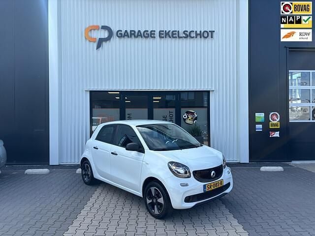 Wit Gebruikt 2018 Smart ForFour Hatchback | € 8.750 (Eerlijke prijs) - Afbeelding 1/4