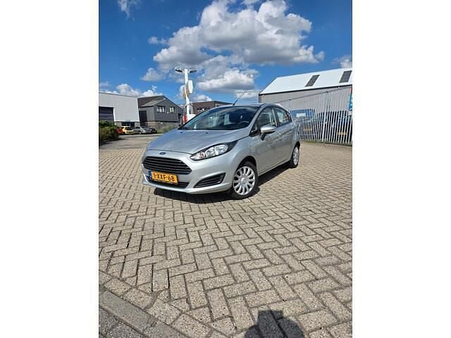 Grijs Gebruikt 2013 Ford Fiesta Hatchback | € 2.995 (Super prijs) - Afbeelding 1/4
