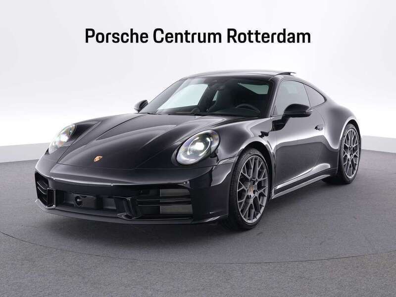 Zwart, metallic lak Occasion 2025 Porsche 911 Carrera Coupé | € 189.900 (Eerlijke prijs) - Afbeelding 1/4
