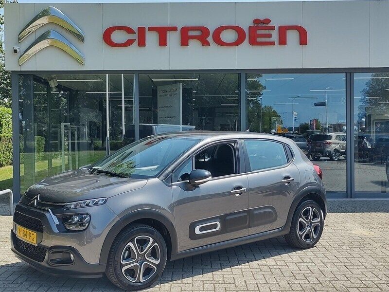Grijs Gebruikt 2024 Citroën C3 PureTech Hatchback | € 19.645 (Eerlijke prijs) - Afbeelding 1/4