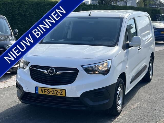 Wit Occasion 2020 Opel Combo Edition MPV | € 8.950 (Eerlijke prijs) - Afbeelding 1/4