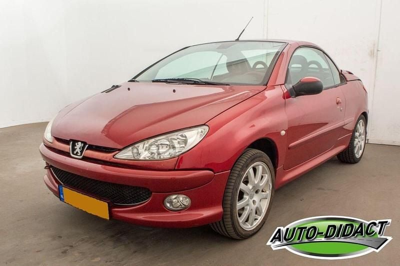 Occasion Peugeot 206 CC 136 PK (100 kW) 2003 Cabriolet