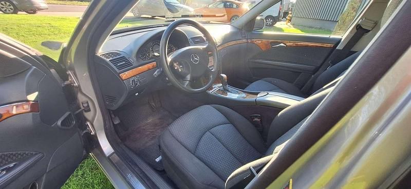 Occasion Mercedes E240 Elegance 177 PK (130 kW) 2005 Zilver Sedan