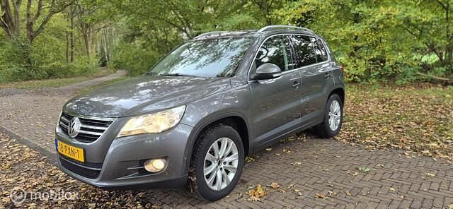 Grijs Gebruikt 2011 VW Tiguan Design SUV | € 5.749 (Goede deal) - Afbeelding 1/4