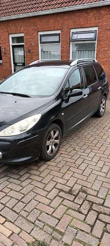 Zwart Occasion 2006 Peugeot 307 Stationwagen | € 1.250 (Eerlijke prijs) - Afbeelding 1/4