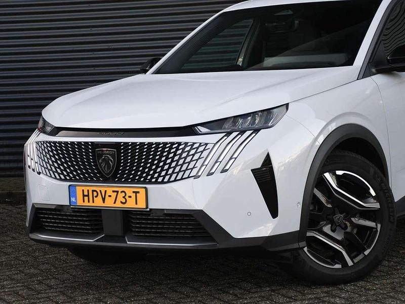 Occasion Peugeot e-3008 Allure 156 kW (213 PK) 2025 Wit SUV