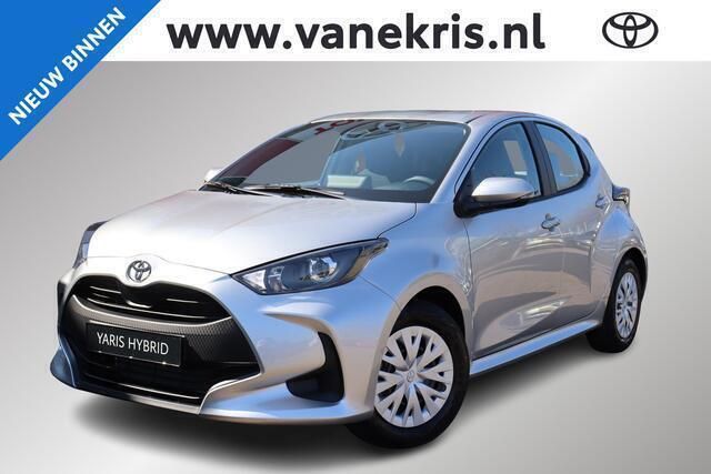 Zilver Nieuw 2025 Toyota Yaris Comfort Hatchback | € 26.435 (Super prijs) - Afbeelding 1/4