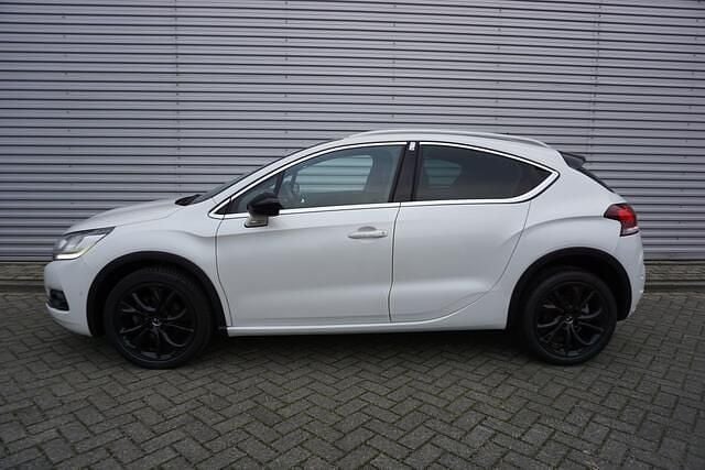 Occasion DS Automobiles DS4 So Chic 131 PK (96 kW) 2015 Hatchback Hatchback