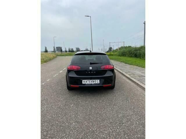 Occasion Seat Leon Ecomotive 105 PK (77 kW) 2011 Zwart Hatchback