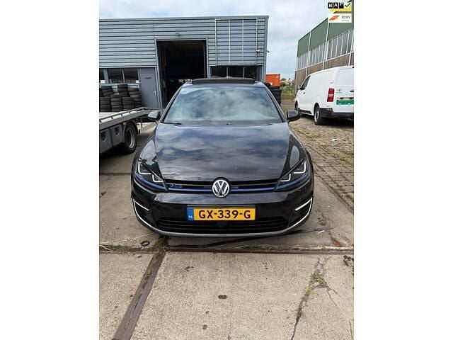 Zwart Gebruikt 2015 VW Golf VII GTE Hatchback | € 6.750 (Goede deal) - Afbeelding 1/4