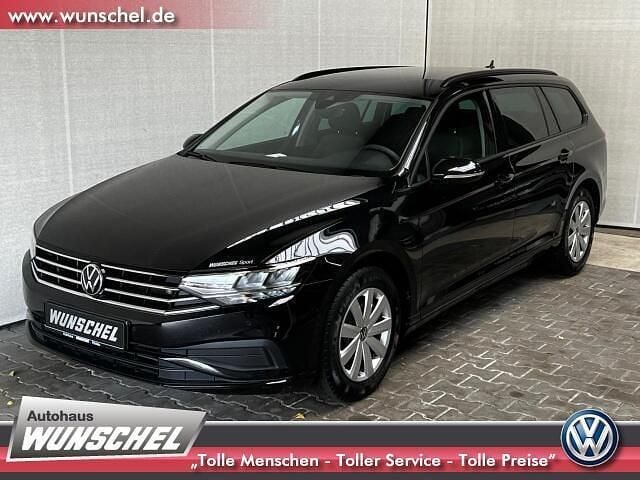 Zwart Gebruikt 2023 VW Passat Conceptline Stationwagen | € 33.312 (Super prijs) - Afbeelding 1/4