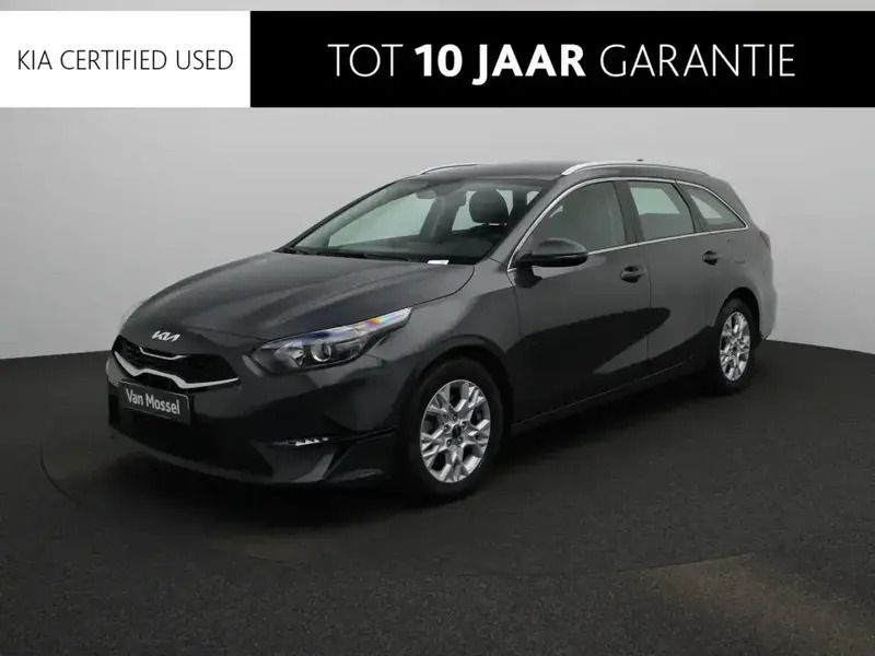 Dark penta metal (donker grijs) Gebruikt 2024 Kia Ceed Sportswagon Stationwagen | € 28.900 (Duur) - Afbeelding 1/2