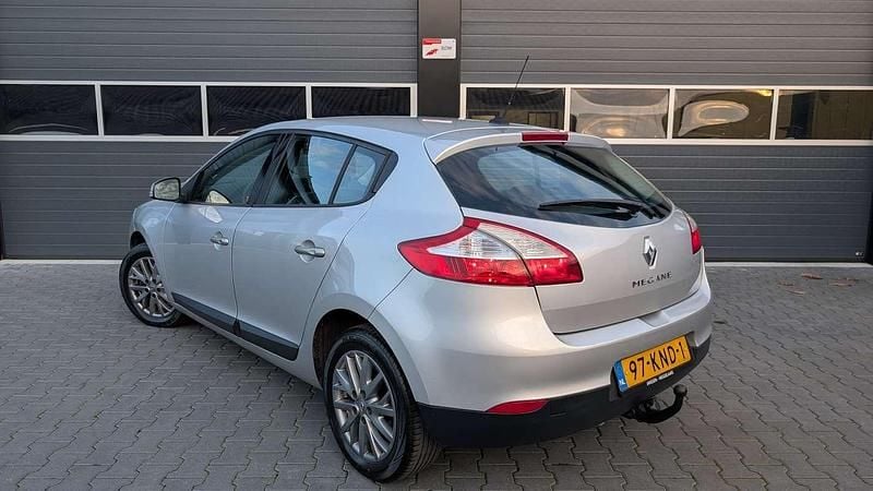 Occasion Renault Mégane III Dynamique 110 PK (80 kW) 2010 Grijs (metallic) Hatchback