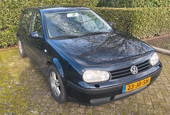 Occasion VW Golf IV 2002