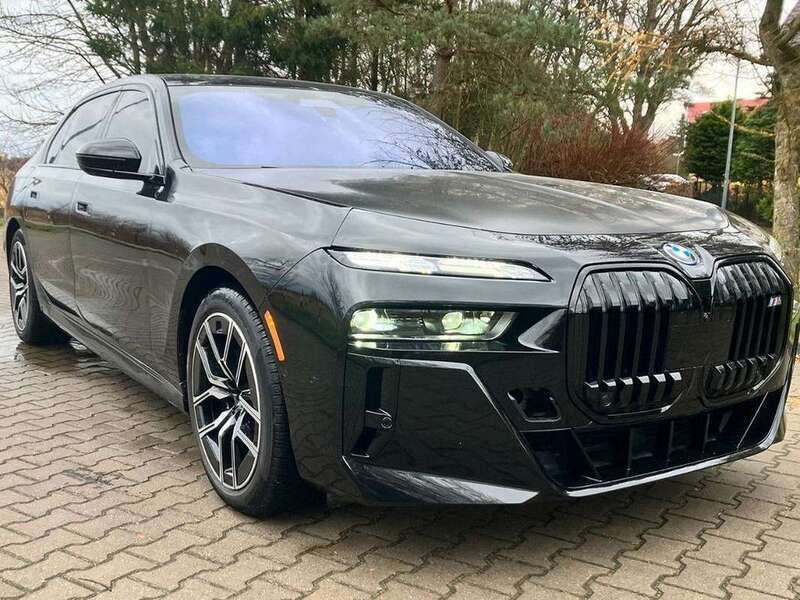 Zwart Gebruikt 2023 BMW 760 Sedan | € 116.800 - Afbeelding 1/4