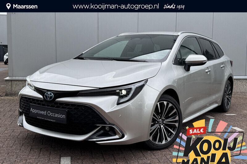 Grijs Gebruikt 2024 Toyota Corolla Edition Stationwagen | € 31.350 (Eerlijke prijs) - Afbeelding 1/4
