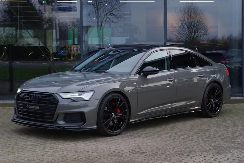 Grijs (metallic) Gebruikt 2024 Audi A6 Competition Sedan | € 53.950 (Duur) - Afbeelding 1/4