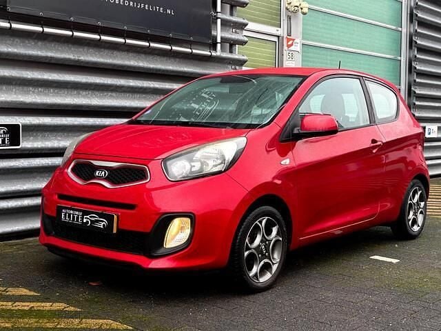Occasion Kia Picanto Comfort 69 PK (50 kW) 2013 Rood Hatchback