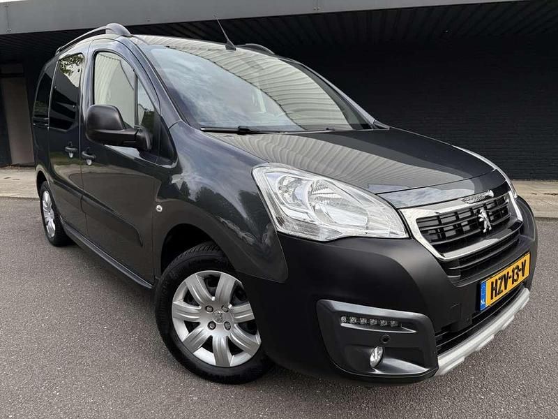 Mpv Gebruikt 2017 Peugeot Partner Tepee Active MPV | € 12.995 (Eerlijke prijs) - Afbeelding 1/4