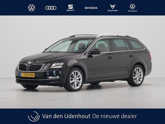Zwart Gebruikt 2020 Skoda Octavia Business Line Stationwagen | € 18.940 (Eerlijke prijs) - Afbeelding 1/4