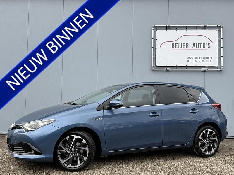 Blauw Gebruikt 2017 Toyota Auris Hybrid Hatchback | € 15.745 (Eerlijke prijs) - Afbeelding 1/4