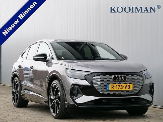 Occasion Audi Q4 Sportback e-tron Comfort 219 kW (298 PK) 2022 Grijs SUV