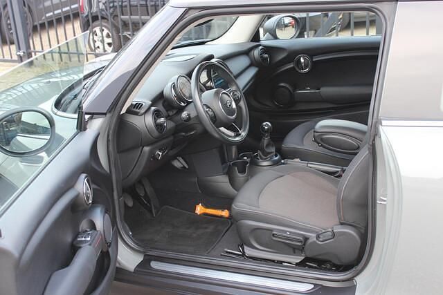 Occasion Mini ONE Salt 75 PK (55 kW) 2018 Grijs Hatchback