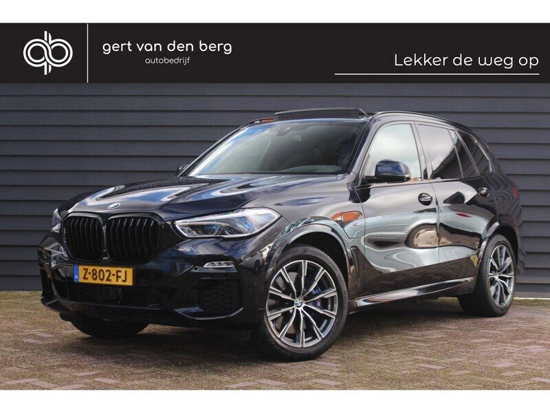 Zwart, metallic lak Gebruikt 2020 BMW X5 M Sport SUV | € 53.900 (Eerlijke prijs) - Afbeelding 1/4