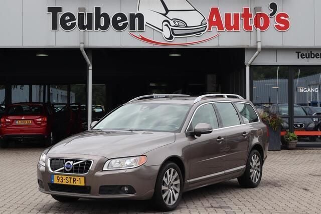 Grijs Gebruikt 2011 Volvo V70 Stationwagen | € 7.795 (Eerlijke prijs) - Afbeelding 1/4