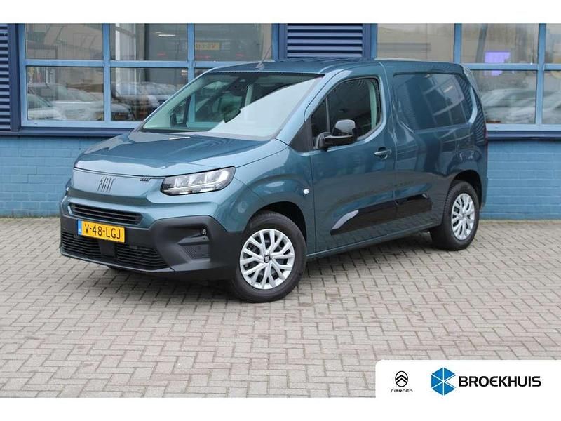Occasion Citroën Berlingo 100 kW (136 PK) 2025 Blauw MPV