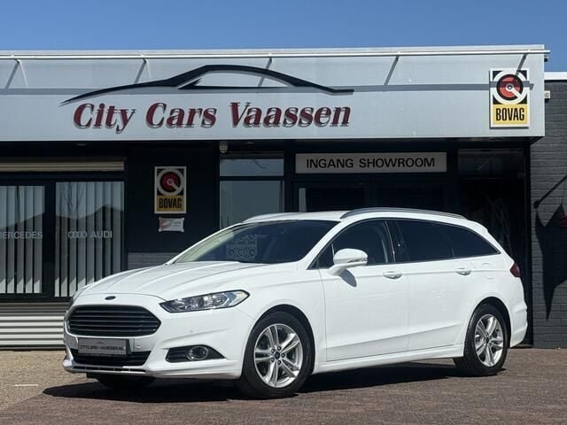 Occasion Ford Mondeo Titanium 161 PK (118 kW) 2017 Wit Hatchback