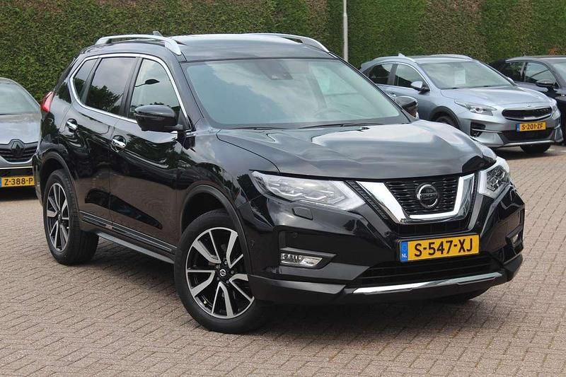 Zwart Gebruikt 2019 Nissan X-Trail Tekna SUV | € 22.900 (Eerlijke prijs) - Afbeelding 1/4