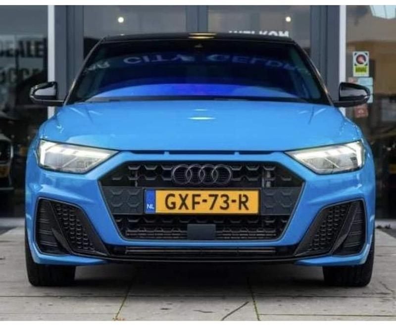 Blauw Occasion 2020 Audi A1 Sportback Edition .1 Hatchback | € 29.950 - Afbeelding 1/4