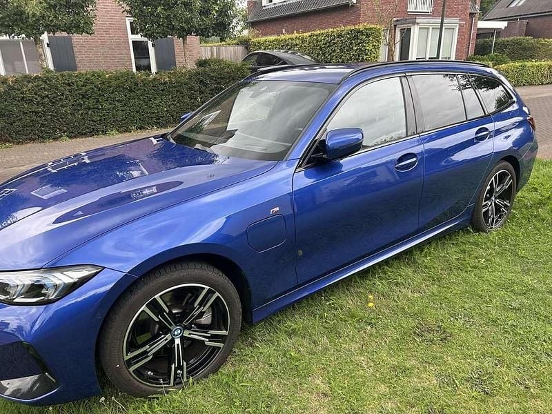 Occasion BMW 330 M Sport 292 PK (214 kW) 2023 Blauw Stationwagen