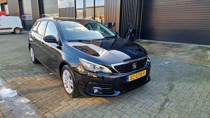 Occasion Peugeot 308 SW 110 PK (80 kW) 2018 Zwart (metallic) Stationwagen