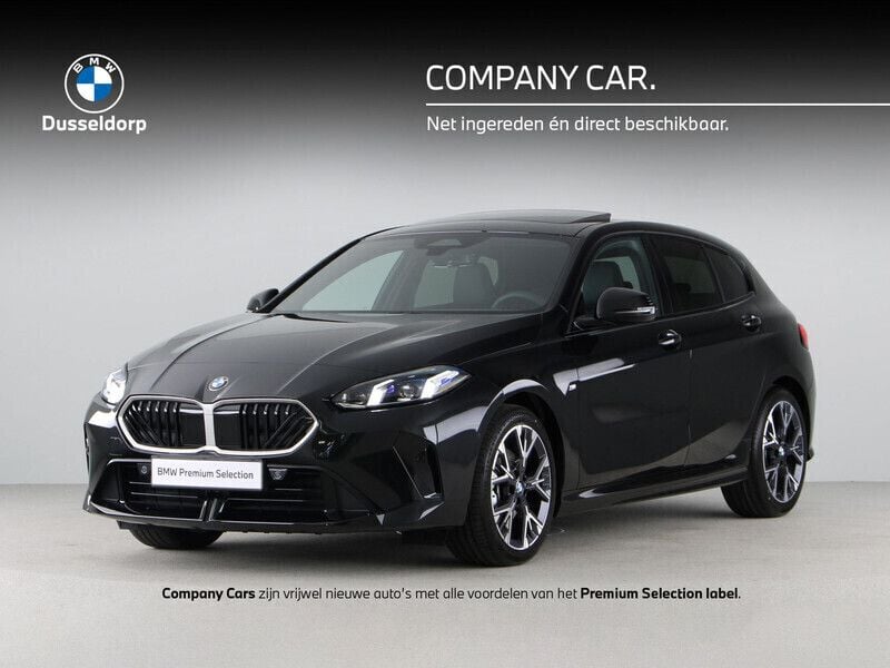 Zwart Gebruikt 2025 BMW 120 M Sport Hatchback | € 42.900 (Super prijs) - Afbeelding 1/4