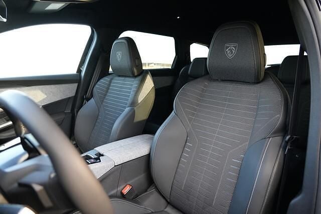 Occasion Peugeot 5008 GTi 144 PK (105 kW) 2026 Zwart SUV