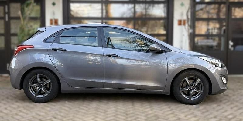 Occasion Hyundai i30 99 PK (72 kW) 2013 Grijs Hatchback