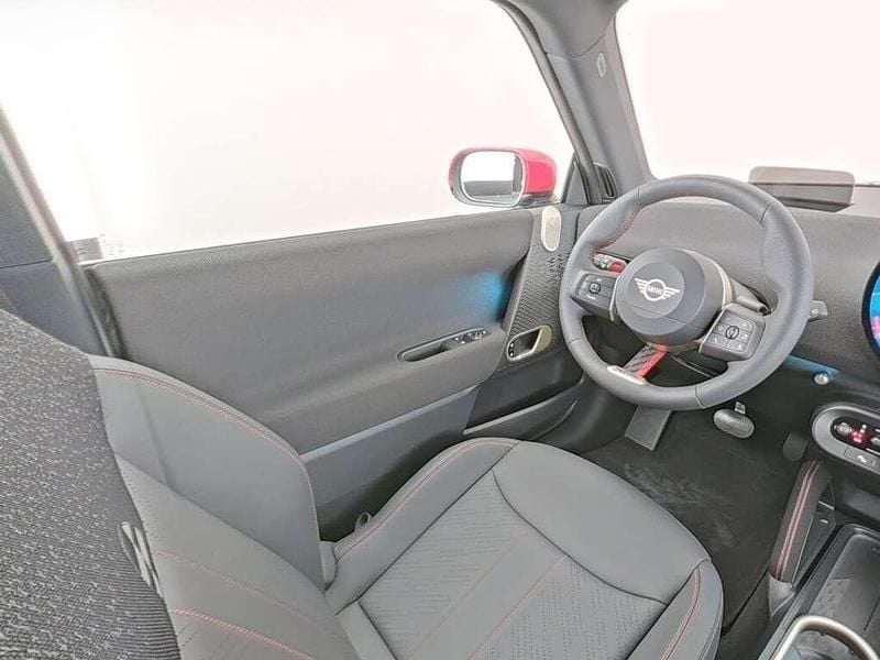 Nieuw Mini Cooper 189 kW (258 PK) 2025 Zwart Hatchback