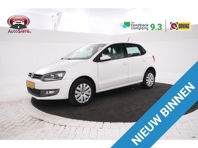 Wit Gebruikt 2010 VW Polo Comfortline Hatchback | € 7.995 (Eerlijke prijs) - Afbeelding 1/4