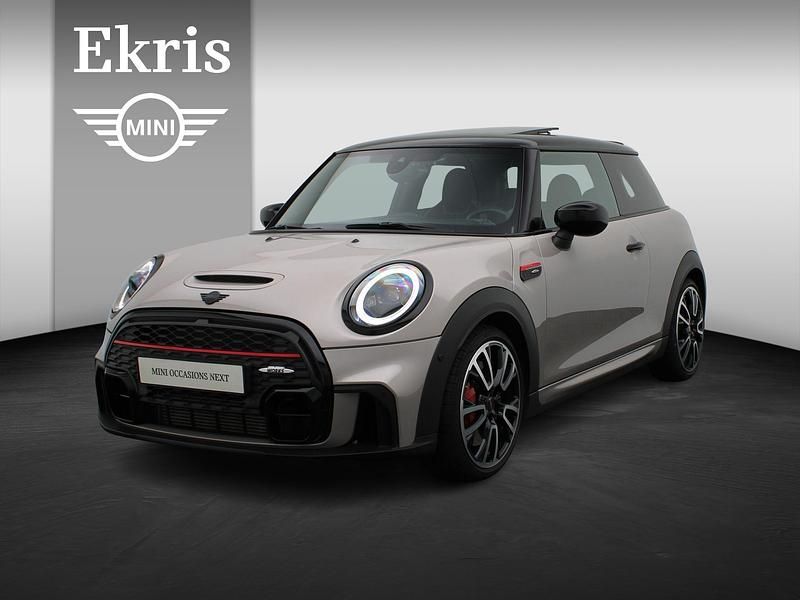 Grijs Gebruikt 2021 Mini John Cooper Works Comfort Hatchback | € 34.950 (Duur) - Afbeelding 1/4