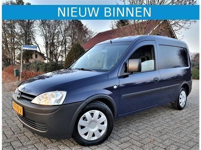 Blauw Gebruikt 2009 Opel Combo MPV | € 5.395 (Duur) - Afbeelding 1/4