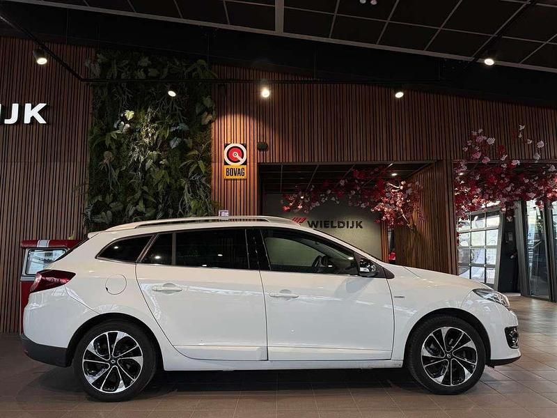 Occasion Renault Mégane GrandTour Bose Edition 116 PK (85 kW) 2014 Wit Stationwagen